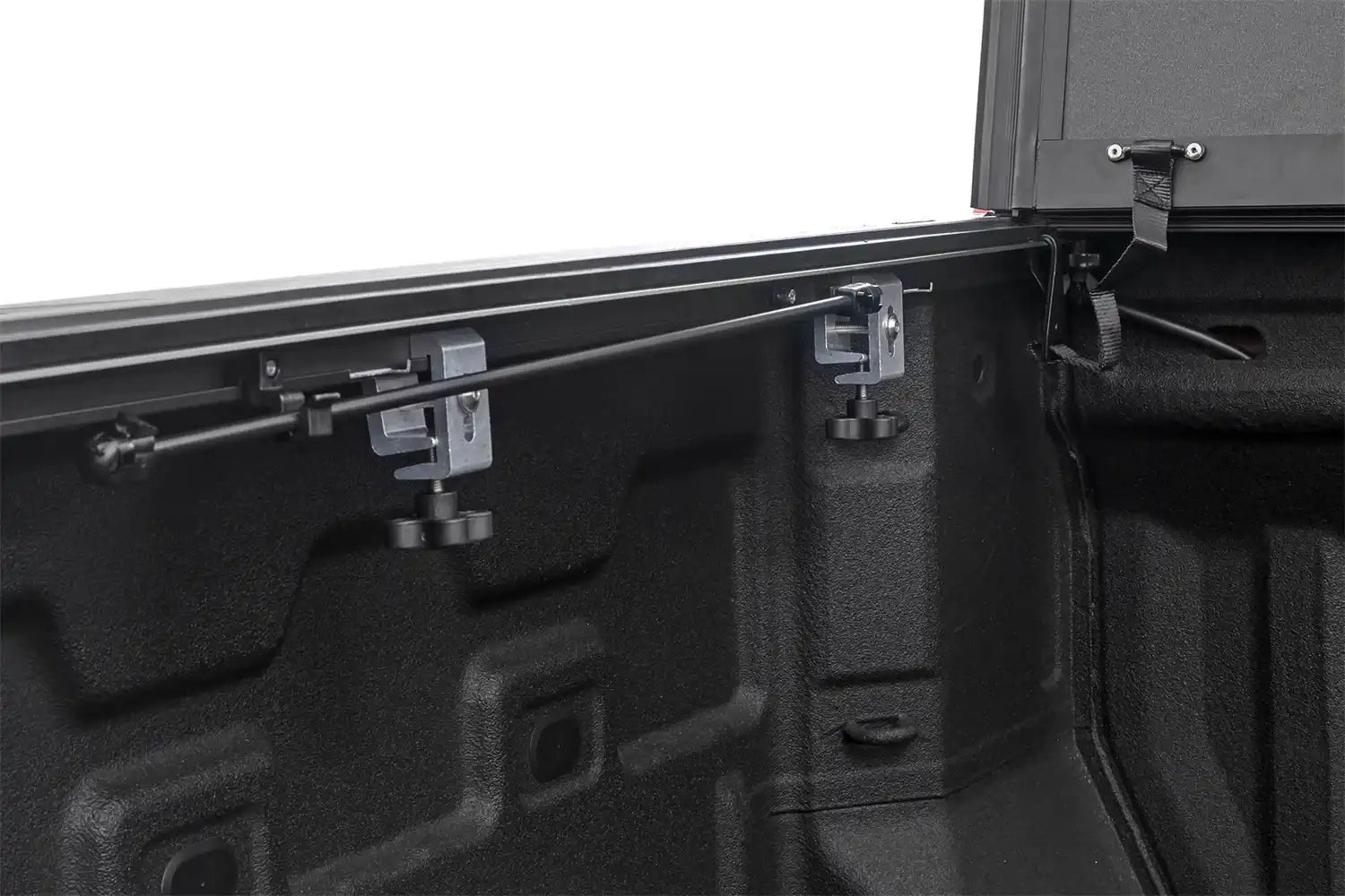 19-23-gm-hard-flip-up-cover08_2.jpg