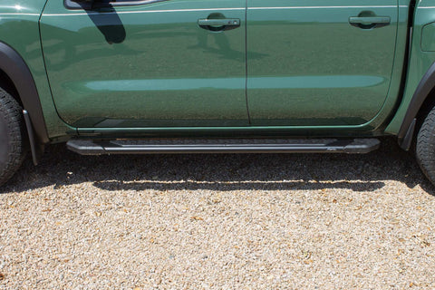 Raptor Series 1907-0589BT - 5 In Tread Step Slide Track Running Boards Black Textured Aluminum 05-24 Nissan Frontier Crew Cab