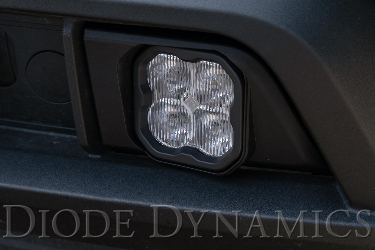 2019_chevy_silverado_1500_creative_ecu_ss3_off.jpg