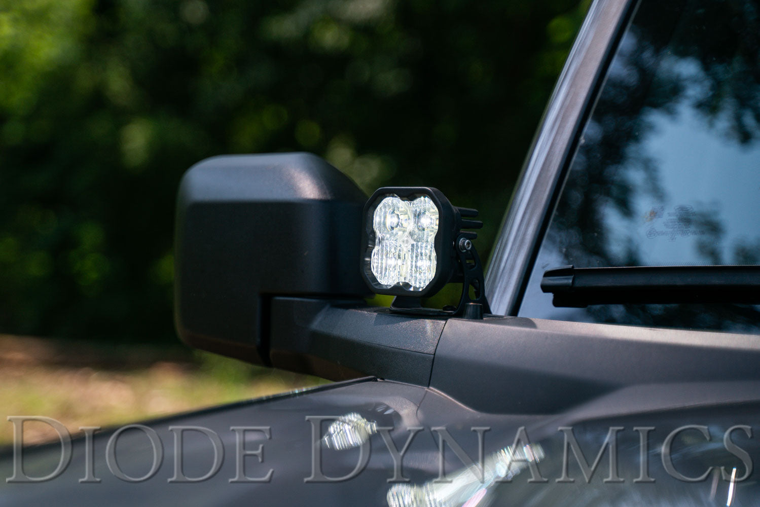2021_ford_bronco_creative_ditch_close_3.jpg