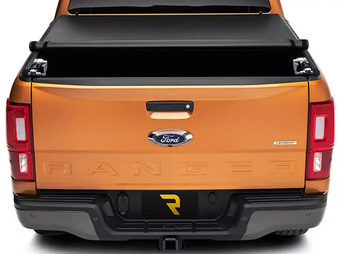 Truxedo 250001 - TruXport Tonneau Cover Black 2023 Chevy Colorado/GMC Canyon 5' 2 Bed