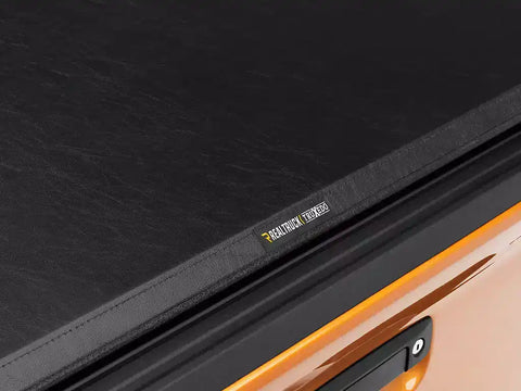 Truxedo 250001 - TruXport Tonneau Cover Black 2023 Chevy Colorado/GMC Canyon 5' 2 Bed