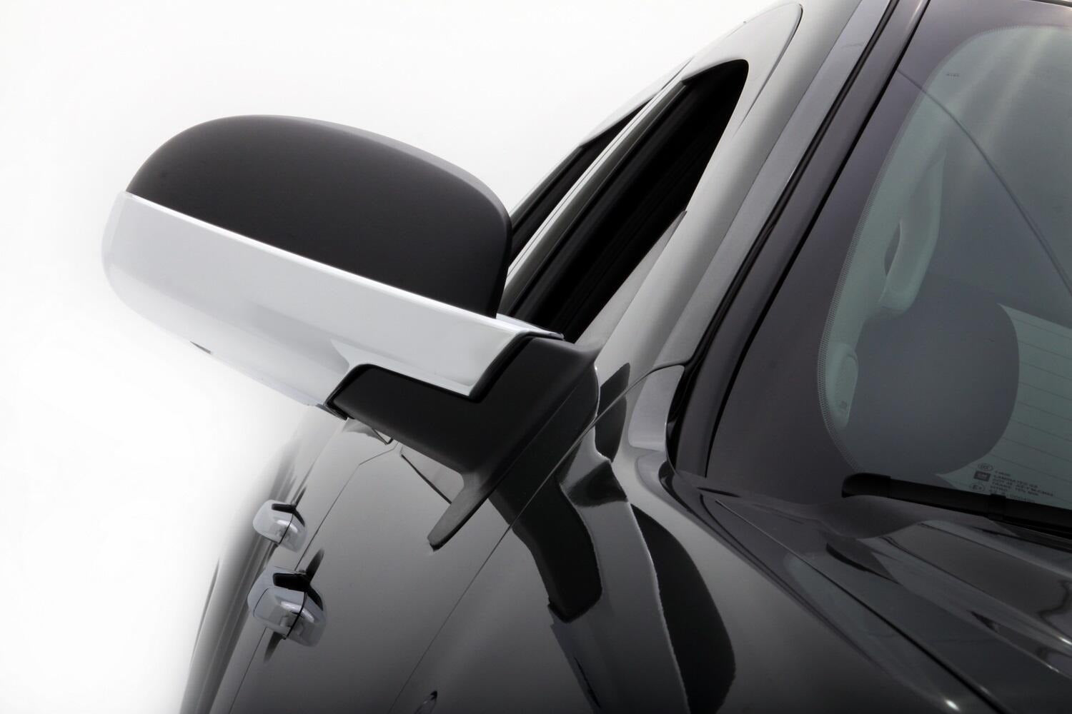 687665_on_vehicle_HR_1.jpg