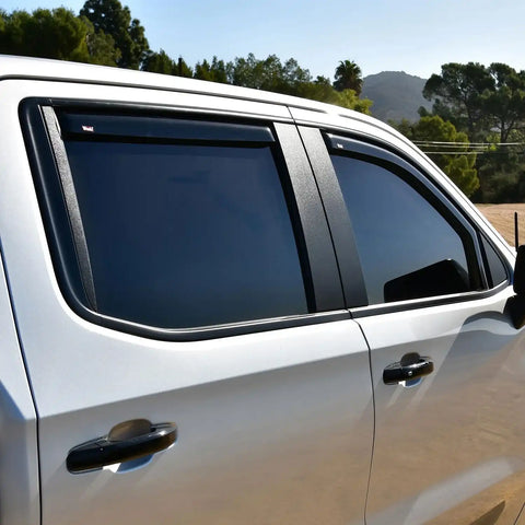 Westin 72-39429 - In-Channel Wind Deflector 4 pc. Smoke