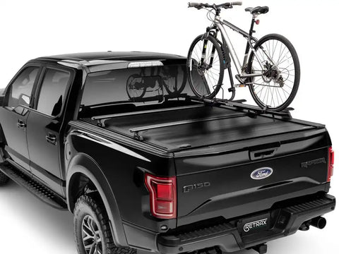 Retrax T-80380 Tonneau Cover RetraxPRO XR Manual Retractable Key Lockable 2021 Ford F-150 8 Ft. (97.6 In.)