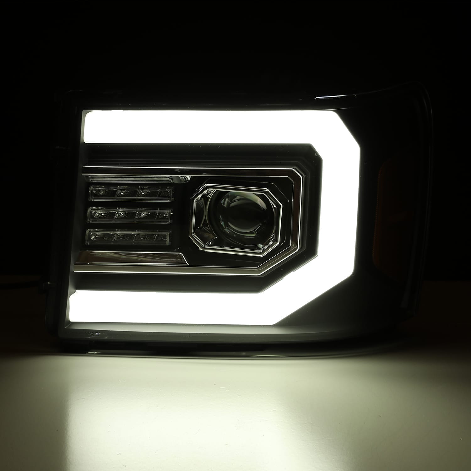 880097_3.jpg