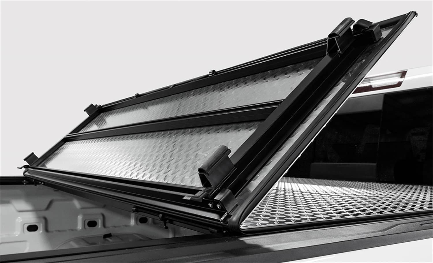 ACC-B3060019_04.jpg
