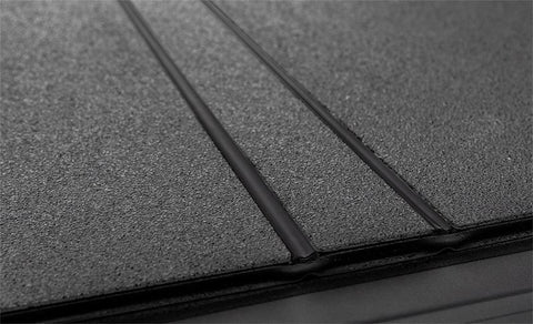LOMAX B3020079 - LOMAX, Hard Tri-Fold Cover Black Urethane Finish Single Rail