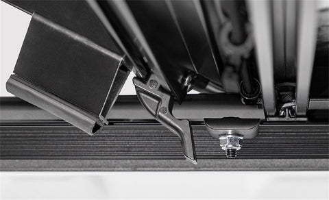 LOMAX B3020079 - LOMAX, Hard Tri-Fold Cover Black Urethane Finish Single Rail