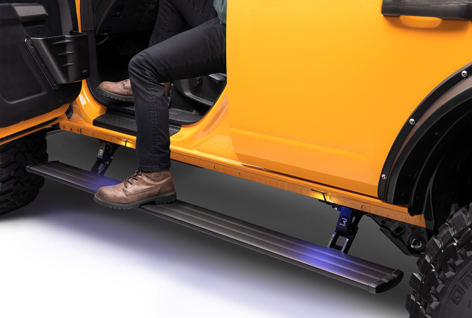 AMP-smart-series-2022-ford-bronco-amp-86140-01a-orange-12042023-onwhite-053.jpg