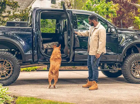 AMP RESEARCH 76364-01A Running Board PowerStep 2025 Ram 1500