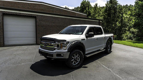 AVS_BugflectorII_2018FordF150_Lifestyle_25941.jpg