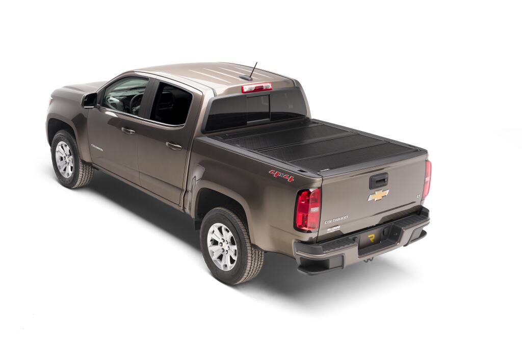 BAK-BAKFlip-F1-2016-Chevrolet-Colorado-06_RT.jpg