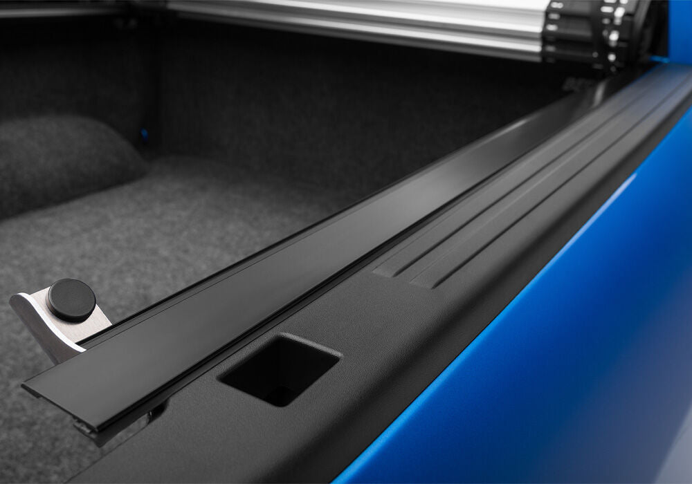 BAKBK_Revolver-X2-2019-2022_HydroBlue-Ram1500_TRX_0222_Details_Rail_02.jpg