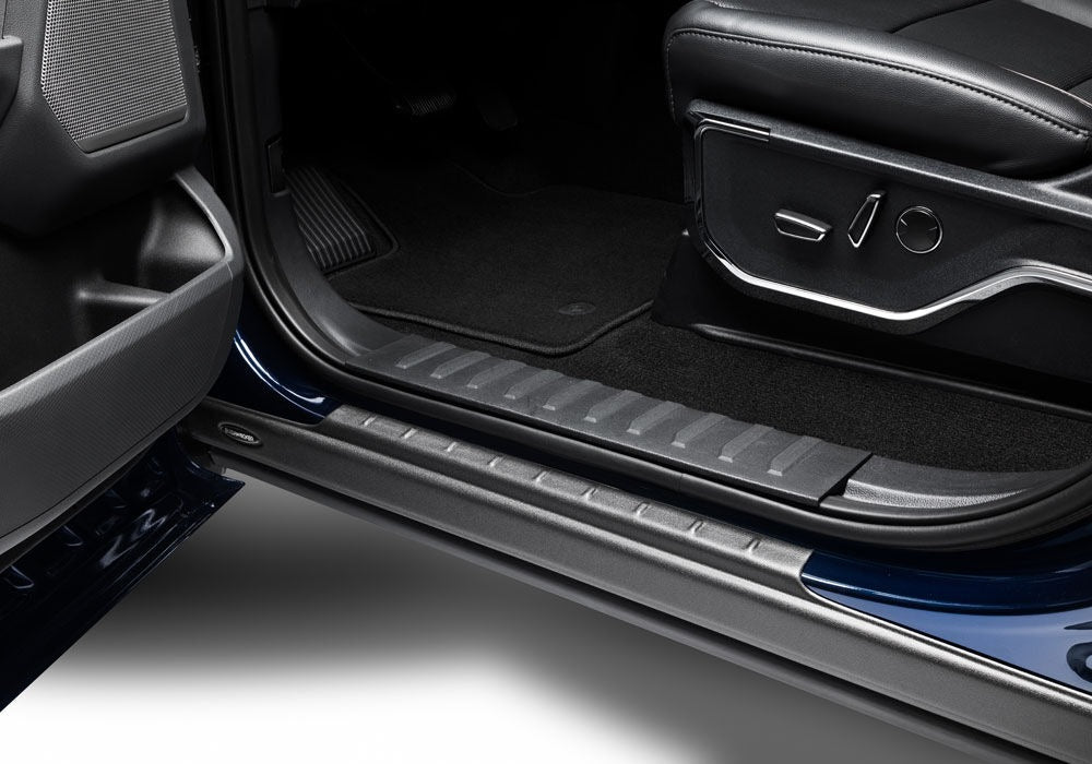BWRBushwacker_TArmorRockerPanel_ChevyGMC_SilveradoSierra25003500_REP_14130.jpg