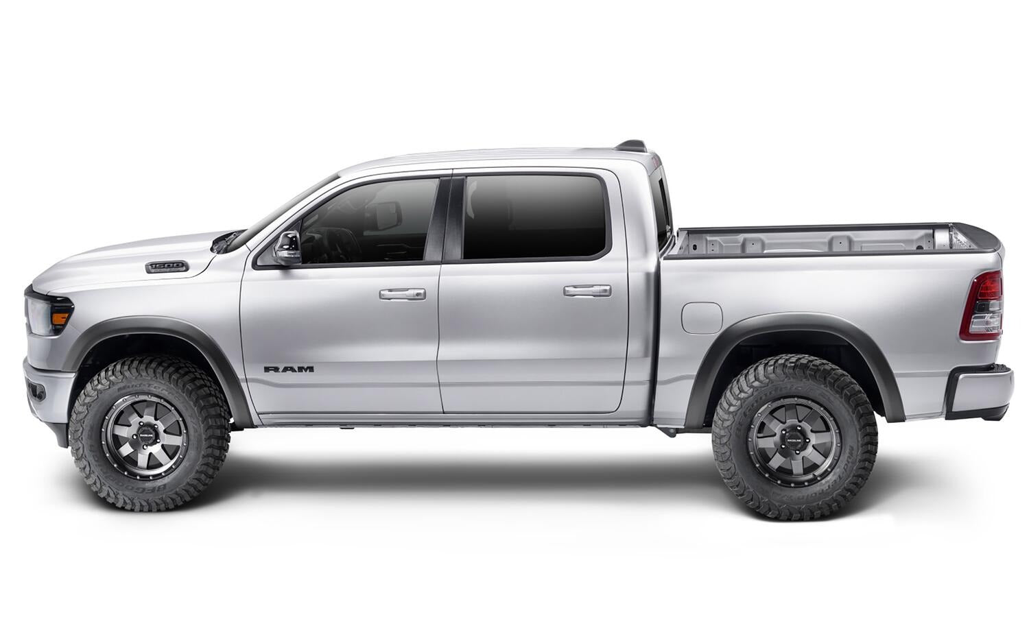 BWRbw_EAF_flare_21Ram1500_Side_50926-02.jpg