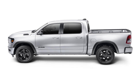 BWRbw_OEStyle_flare_21Ram1500_Side_50928-02.jpg