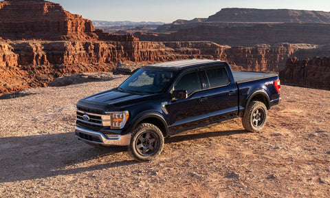 BWRbw_OEstyle_flares_Ford_3qtrRear_lifestyle_20962-02.jpg