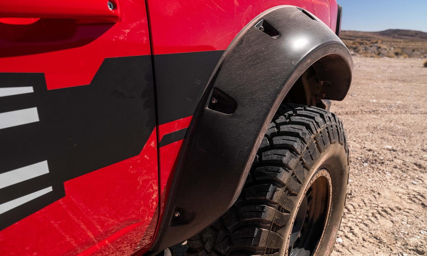 BWRbw_pocketstyle_flares_fordbronco_2dr_Rear_20965-02.jpg