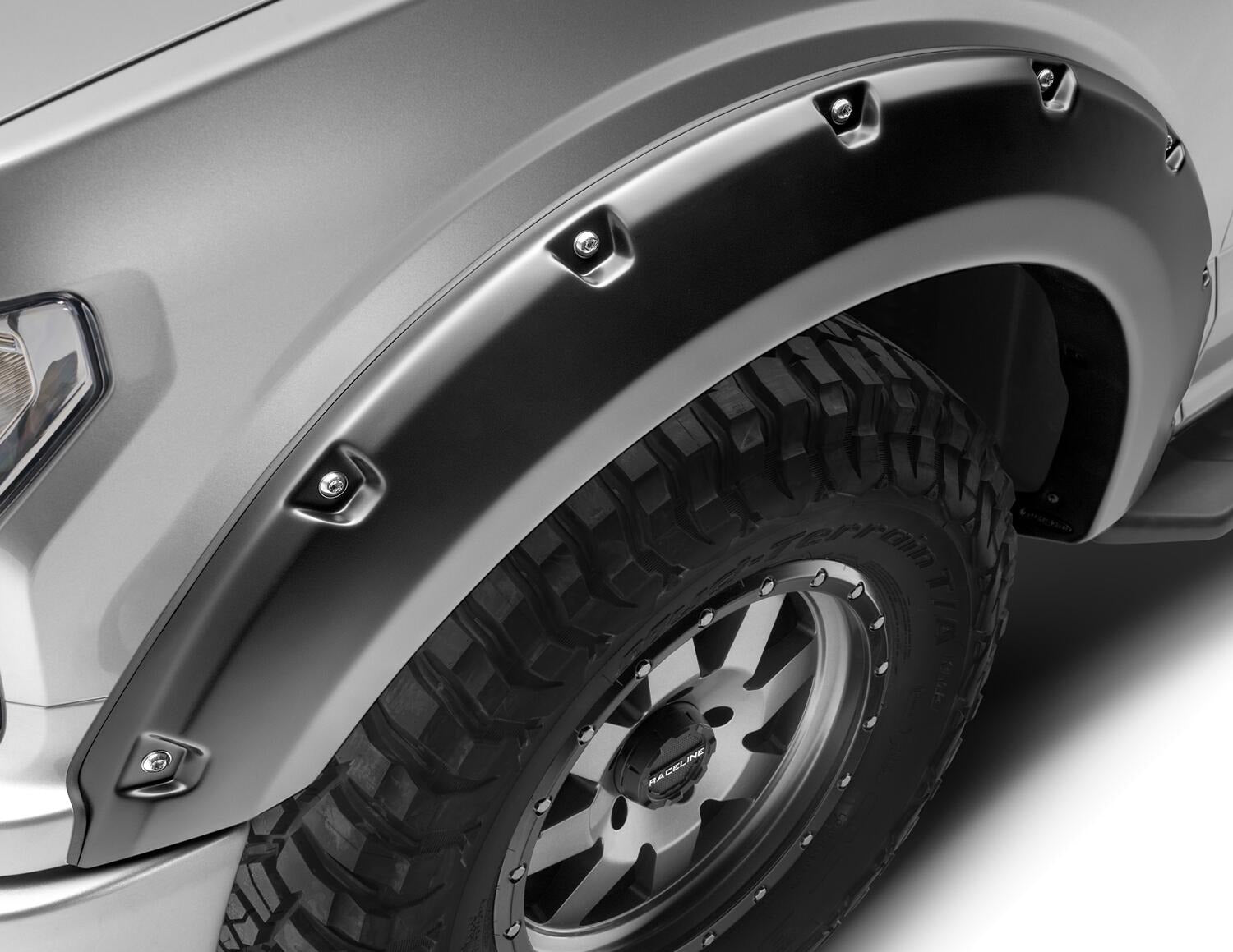 BWRpocket-style_18-20_silver_ford_f-150_front_2pc_20109-02.jpg