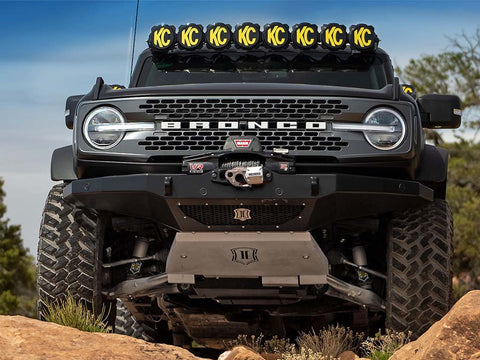 Bronco-EXP_LIFESTYLE_02_web_large.jpg