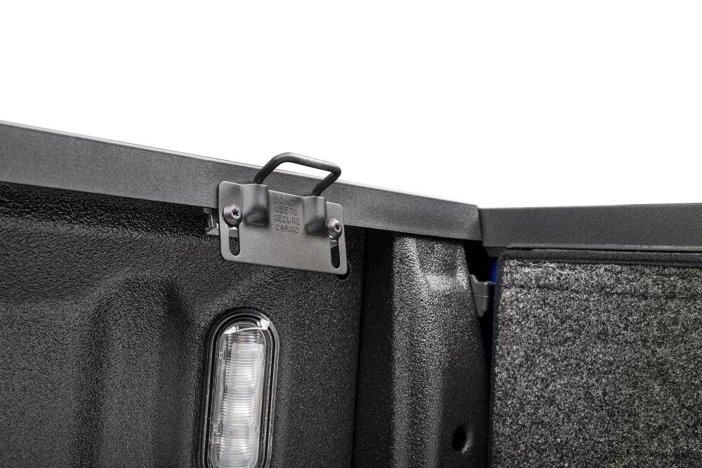 EX_Solid_Fold_ALX_22-F150_Detail_Auto_Lock_02.jpg