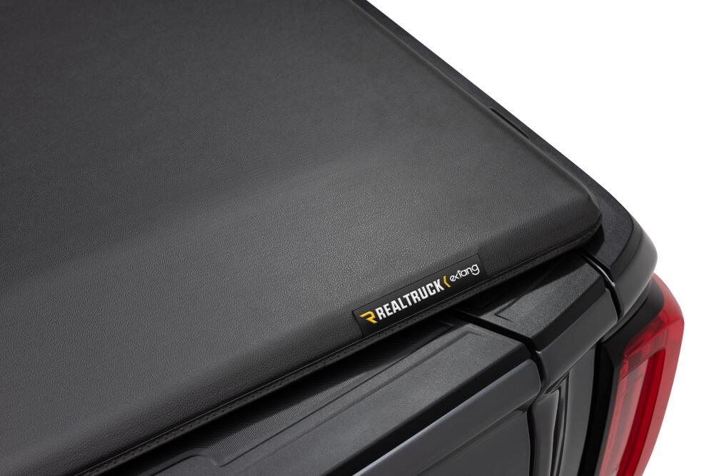 EX_Trifecta_ALX_19Sierra_Detail_01_RT.jpg