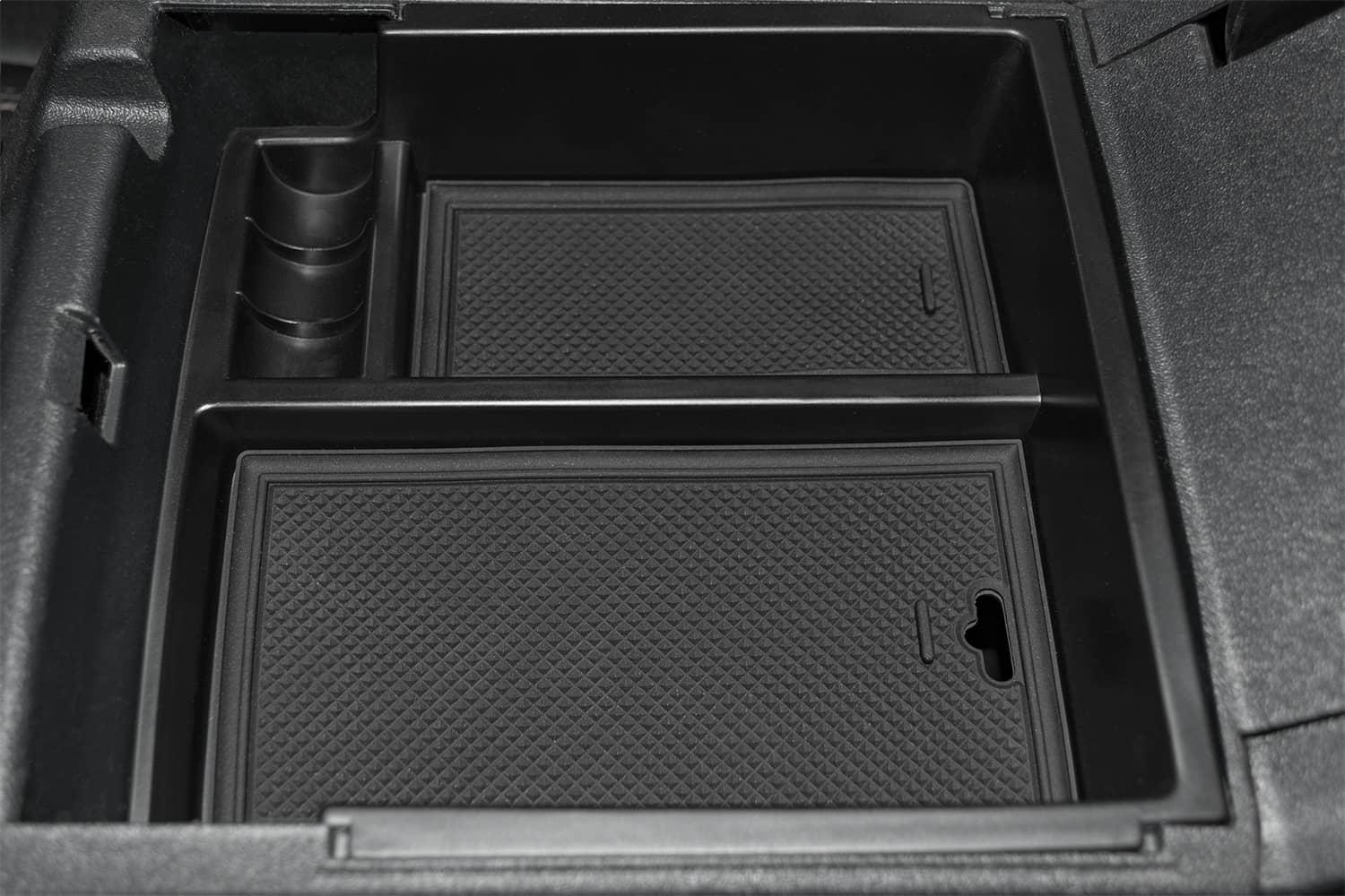 HVC-HFB-08-009_02.jpg