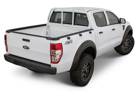 Bushwacker 58511 - Ultimate SmoothBack, Bed Rail Cap OE Matte Black w/o Stake Pocket