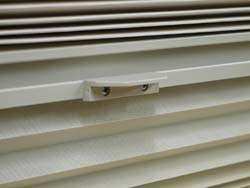 SHADES HANDLES - TAN