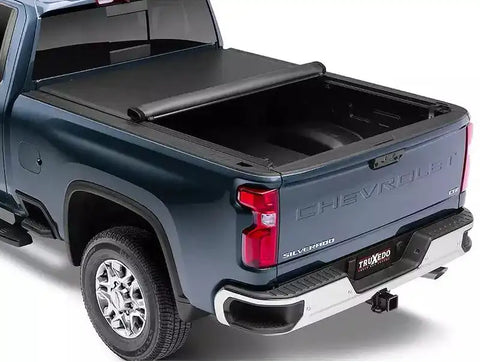 Truxedo 550001 - Lo Pro Tonneau Cover Black 2023 Chevy Colorado/GMC Canyon 5' 2 Bed