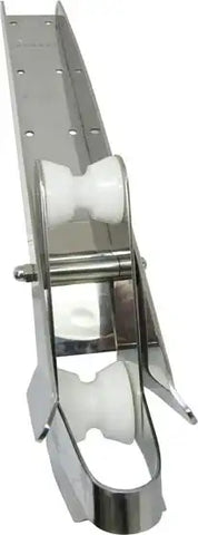 23' PIVOTING BOW ROLLER
