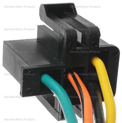 SOCKET