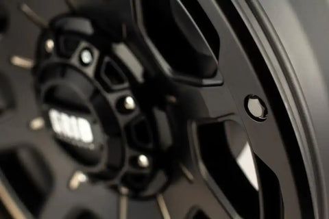 15 17X9.0 6X135/139.7 15 108 T