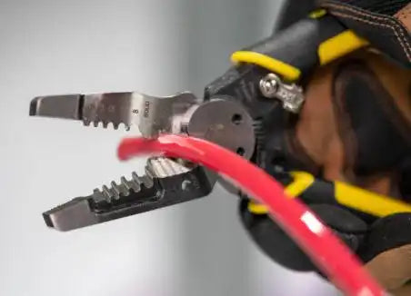 SOUTHWIRE S816SOLHD HEAVY DUTY 8-16 WIRE STRIPPER