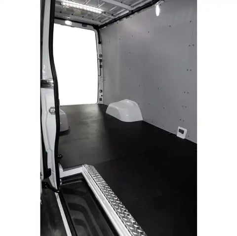 LEGEND FLEET 05F05-20 ECONOLITE LINER FORD TRANSIT