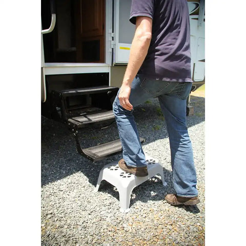 Camco 43470 Step Stool One Step Not Foldable 9-1/4 Inch Length × 10-7/8 Inch Width