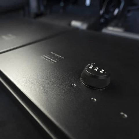 UNDERSEAT BOX W/COMBINNATION LOCK