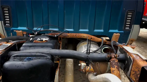 KENTROL RB7322 99-06 CHEVY SILVERADO GAS TANK CROS