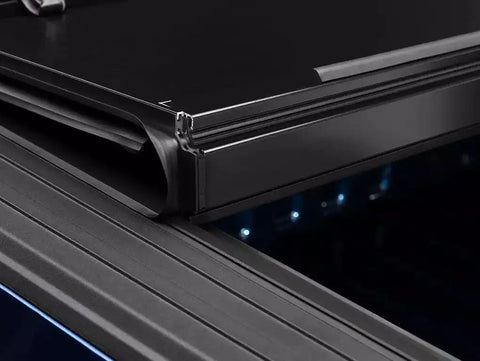 BAK Industries 1126342 Tonneau Cover BAKFlip FiberMax Hard Folding Low Profile 2024-2025 Ford Ranger