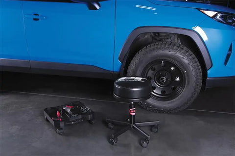 PNEUMATIC ROLLING SHOP STOOL