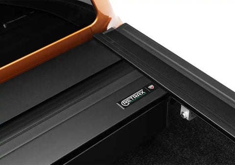Retrax 60338 Tonneau Cover RetraxONE MX Manual Retractable 2024-2025 Ford Ranger