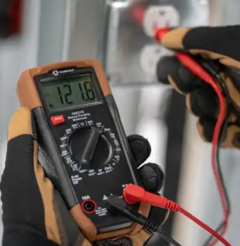 SouthWire Corp 10037K Circuit Tester Digital Display/ Green LED/ Red LED Display With 10031S