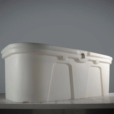 TAYLOR MADE 123750 S'N'G 5.5 FT. POLY DOCK BOX- WHITE