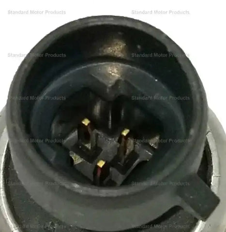 SWITCH - OIL PRESSURE