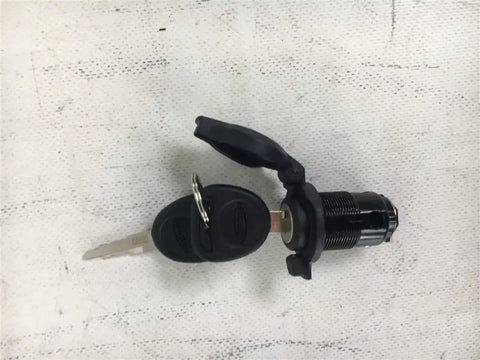 UnderCover AS2003CL Lock Cylinder Replacement For SE And LUX Covers Keyed Lock Sin