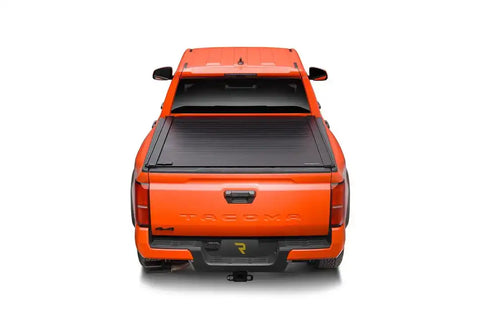RETRAX T-80870 RETRAXPRO XR 2024-2025 Toyota Tacoma 5 Ft With Deck Rail System