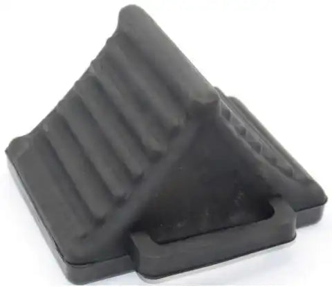 TRUCKER STYLE WHEEL CHOCK