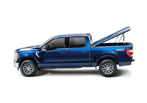 Undercover UC2208L-G4 Tonneau Cover Elite LX 23-24 F150 5'7" (Includes Lightning) - G4 - Azure Gray