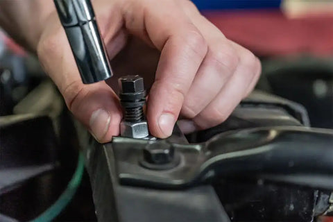 PROFORM 66752 WEDGE-LOCKING HEADER BOLT